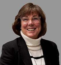 Renee-Rinard-CFO-Operations-Cushman-Wakefield-Iowa-Commercial-Advisors