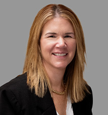 Katie-Curry-Property-Management-Cushman-Wakefield-Iowa-Commercial-Advisors